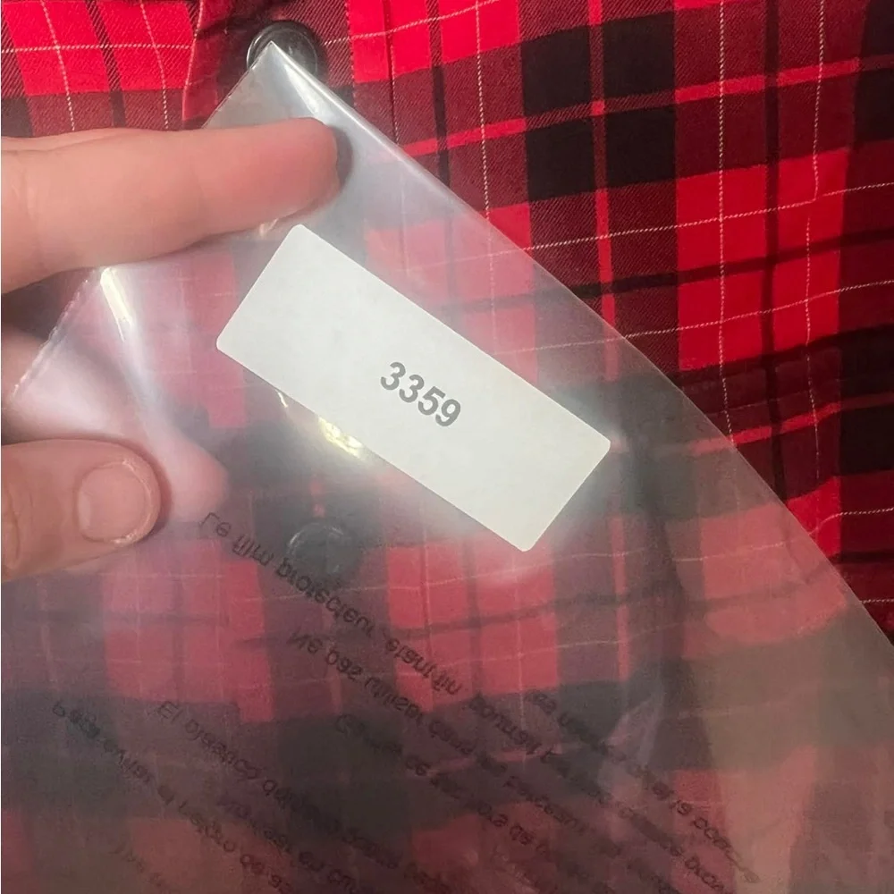 Polo by Ralph Lauren Large Classic Fit Red and Black Plaid Button Down‎ Shirt